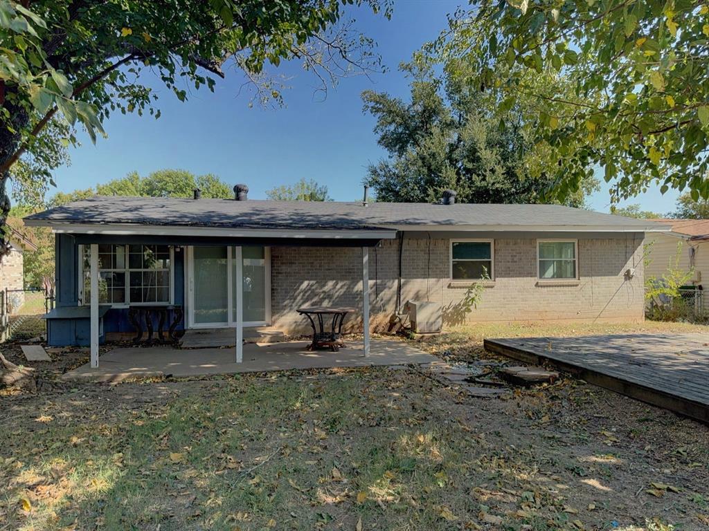 3621 Pleasant Run Road Irving, TX 75062 - Photo 15 of 18