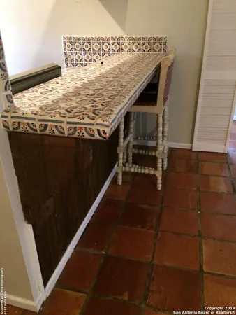$775 | 230 East Mulberry Avenue, Unit 5, San Antonio, TX 78212