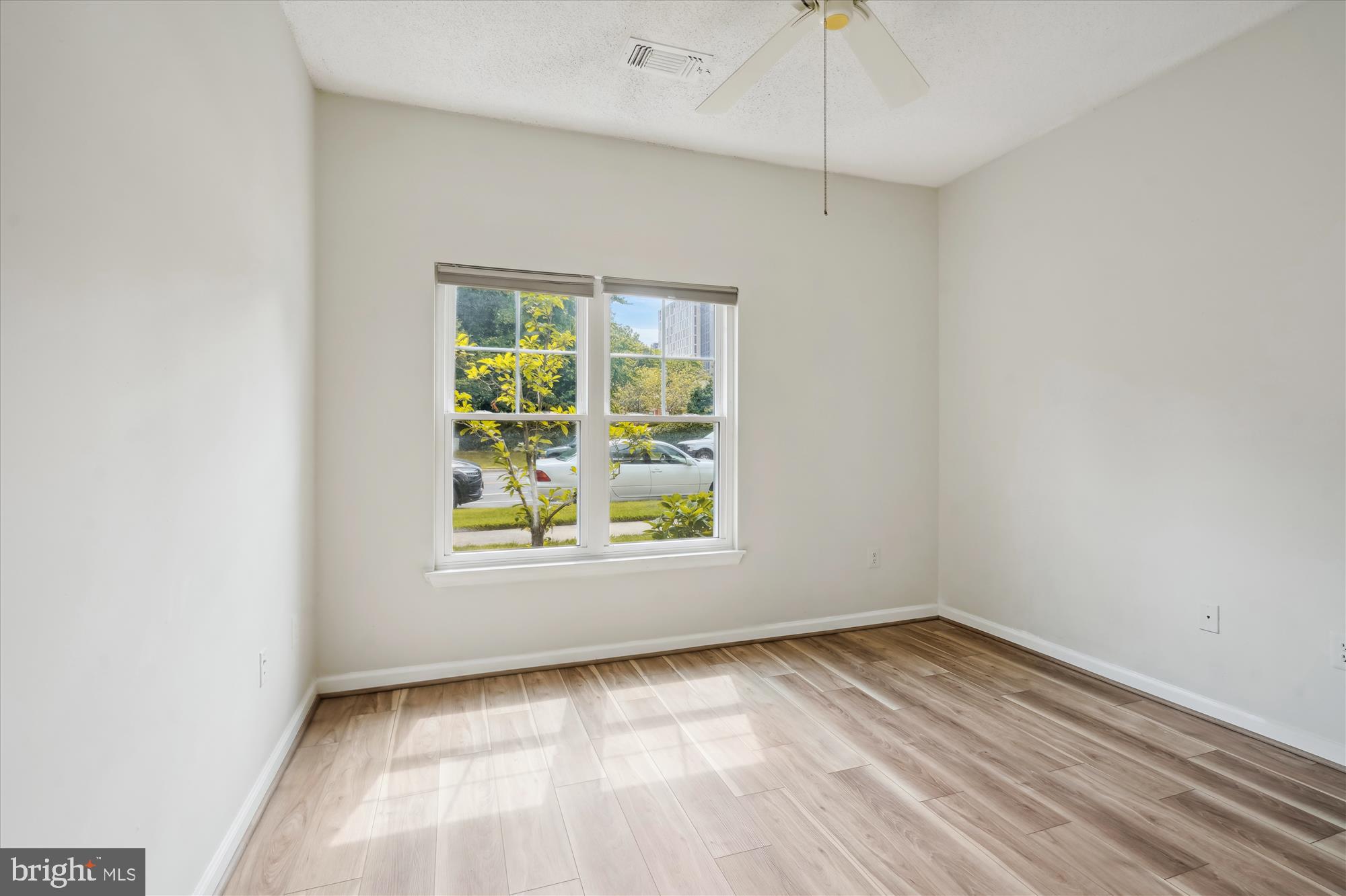 12000 Taliesin Place, Unit 13 Reston, VA 20190 - Photo 14 of 59 Bedroom 1