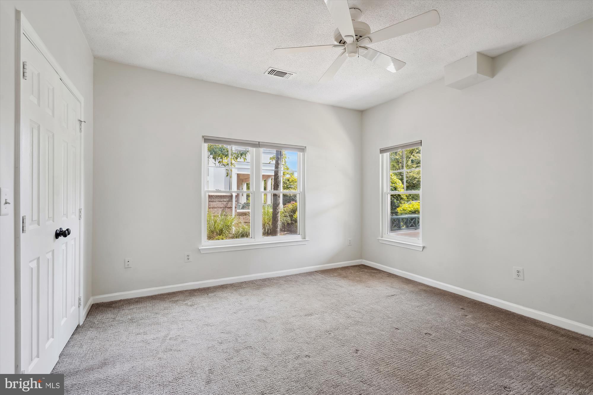 12000 Taliesin Place, Unit 13 Reston, VA 20190 - Photo 10 of 59 Primary Bedroom