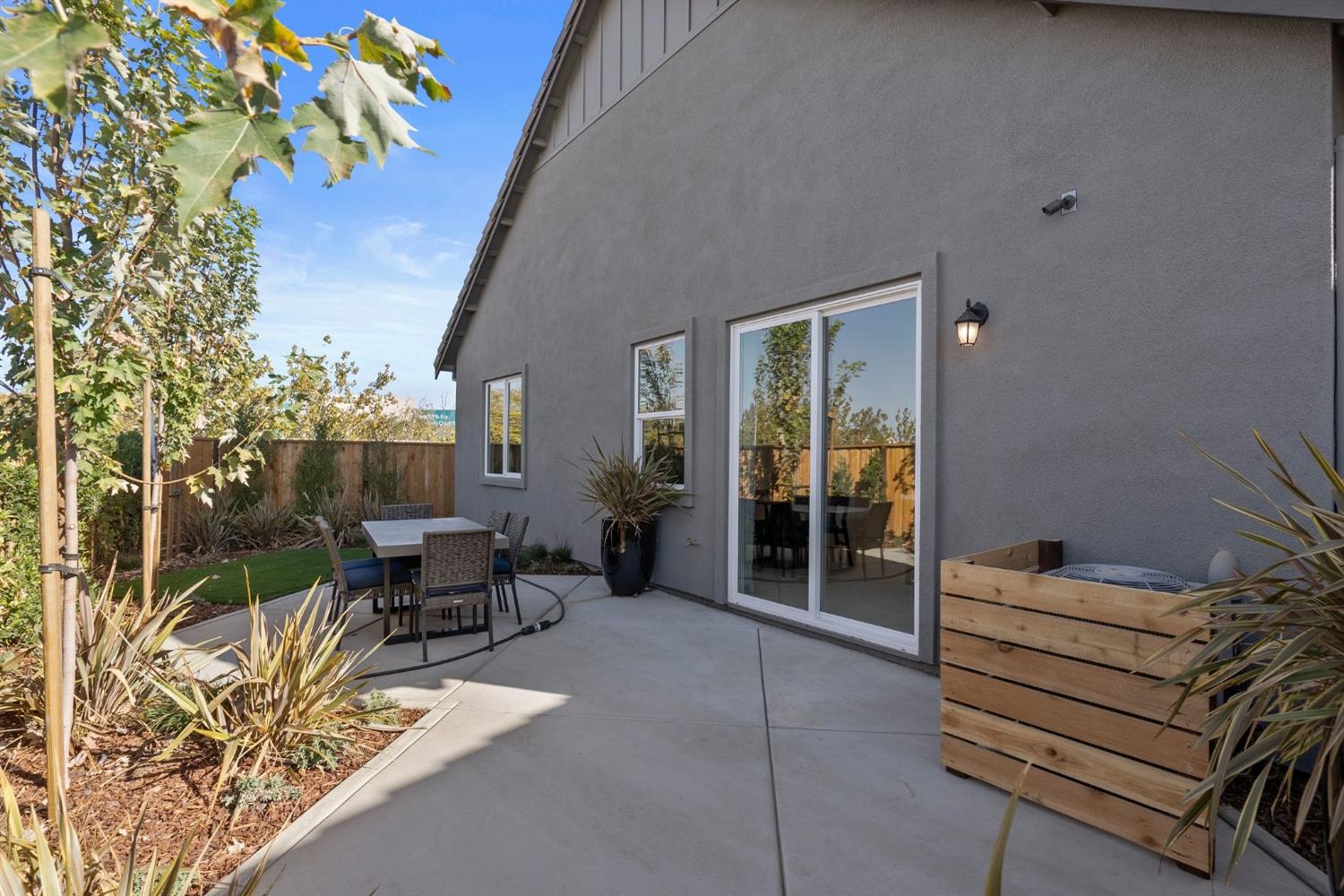 5542 Thomson Loop Davis, CA 95616 - Photo 39 of 63 a outdoor space with a couch