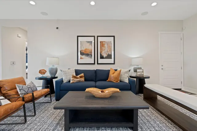 $729,900 | 5542 Thomson Loop, Davis, CA 95616