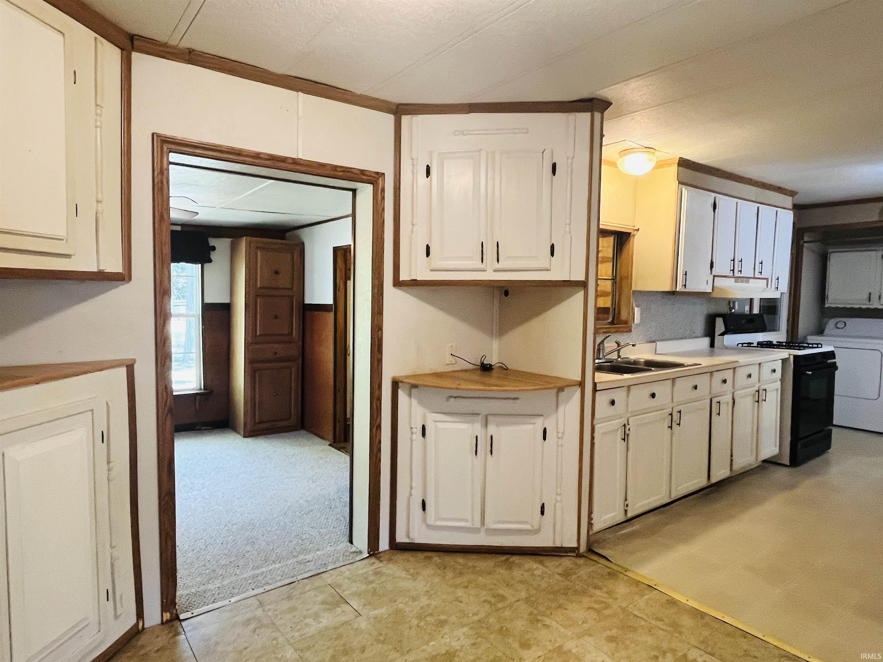 2389 South Wallick Road Peru, IN 46970 - Photo 17 of 36