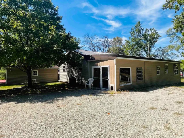 $127,000 | 2389 South Wallick Road, Peru, IN 46970