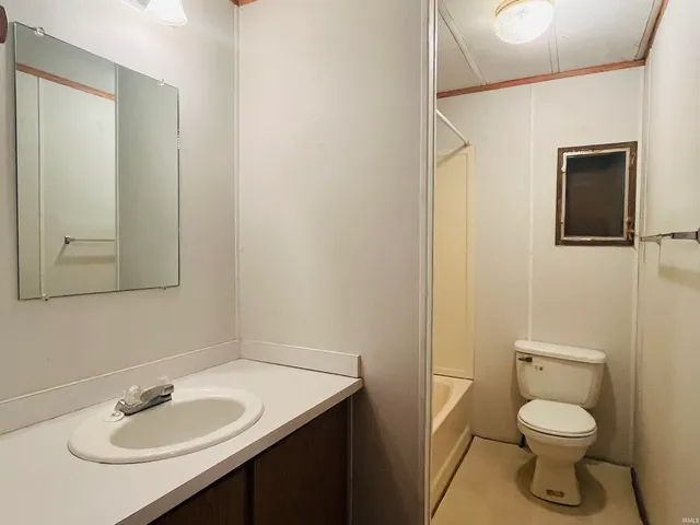 $127,000 | 2389 South Wallick Road, Peru, IN 46970