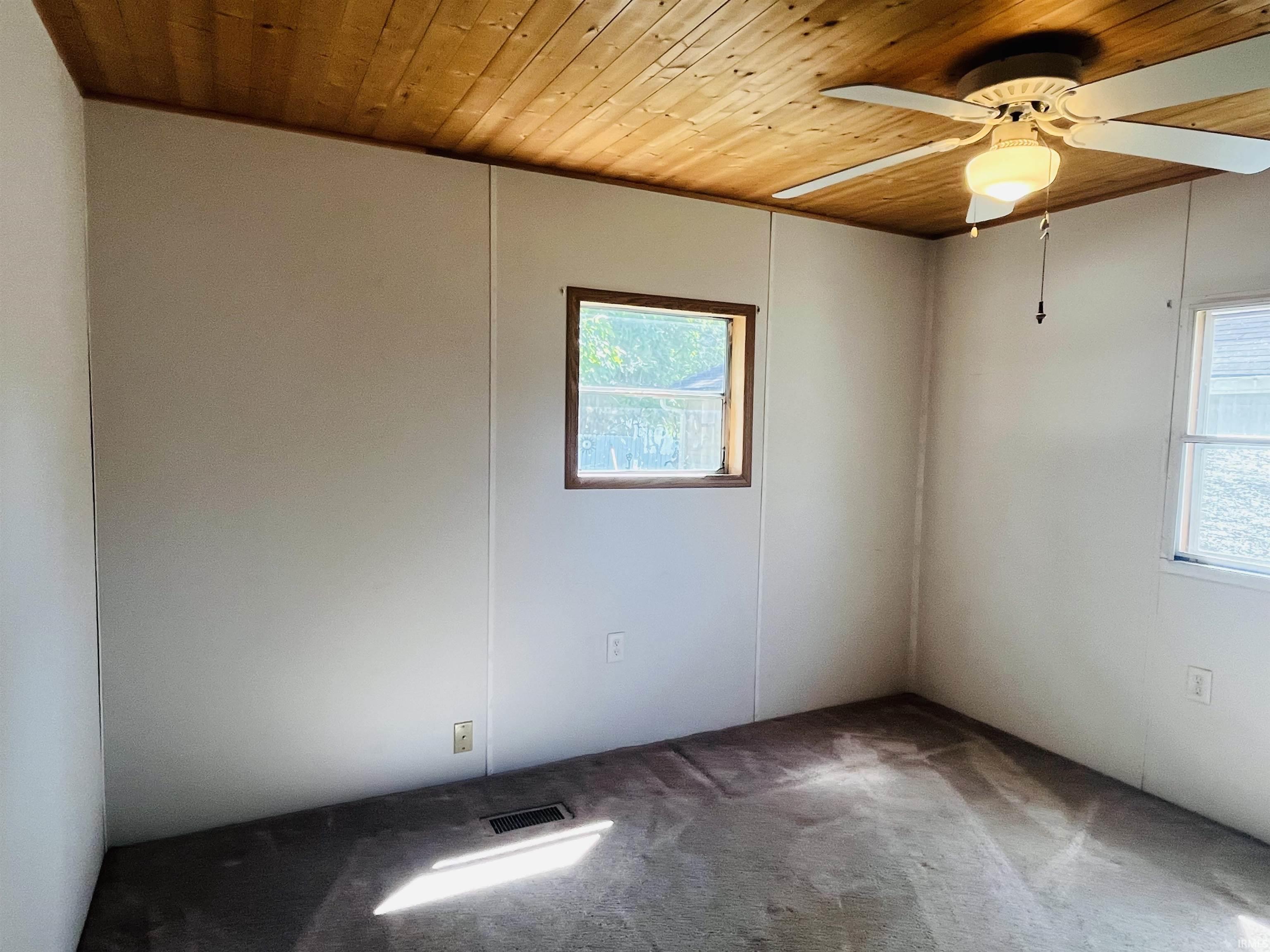 2389 South Wallick Road Peru, IN 46970 - Photo 26 of 36