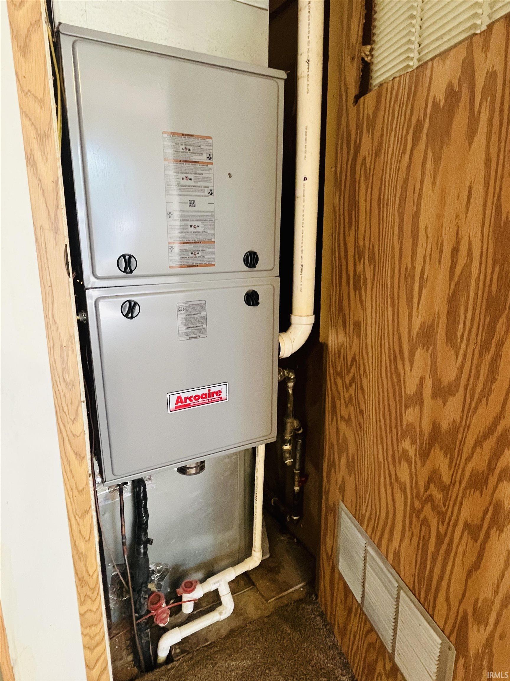 2389 South Wallick Road Peru, IN 46970 - Photo 34 of 36