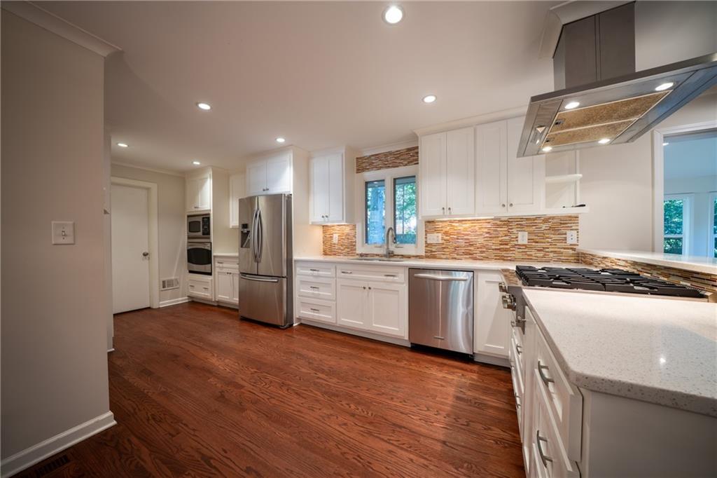 1501 Diamond Head Drive Decatur, GA 30033 - Photo 4 of 26
