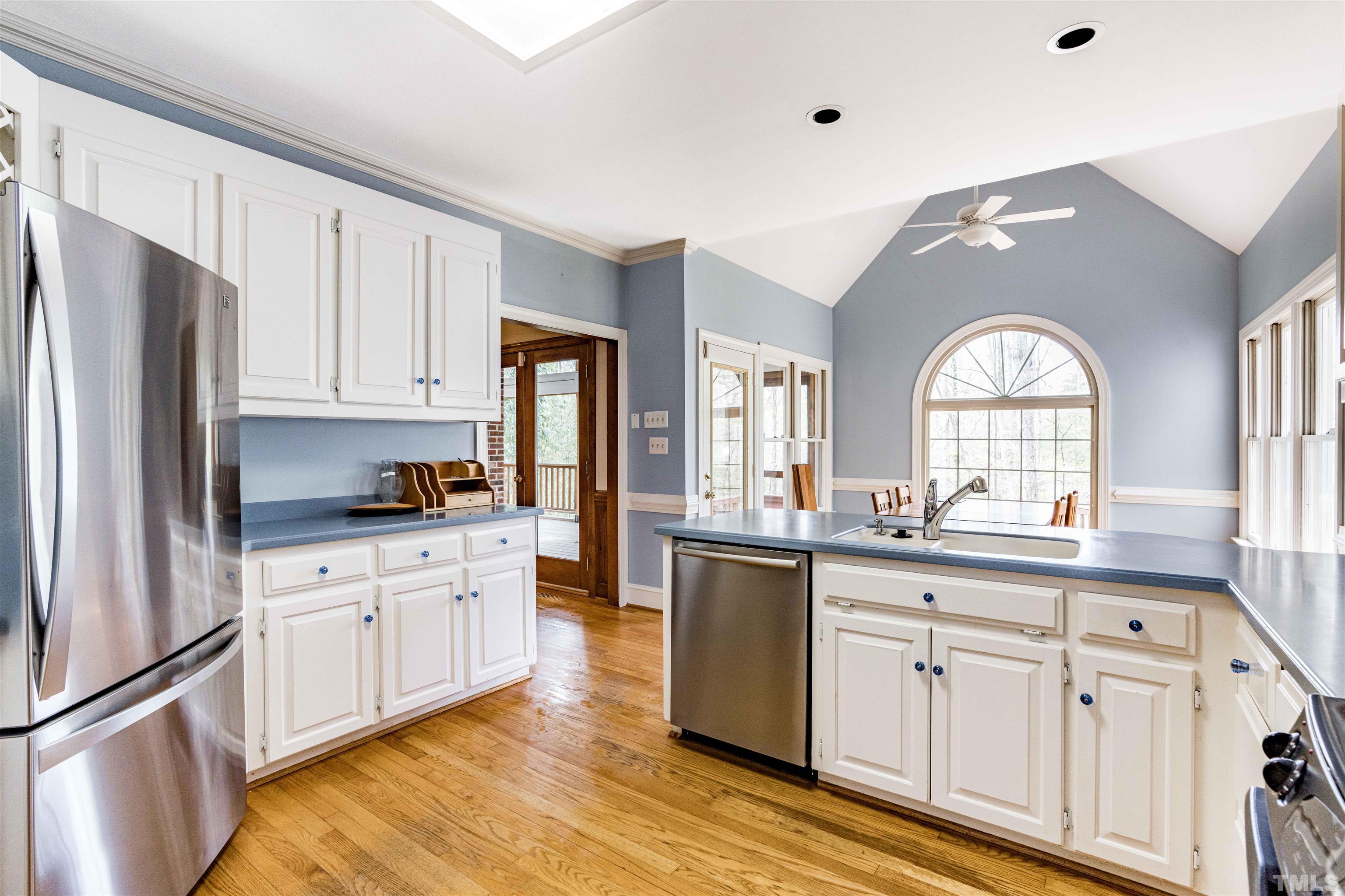 5117 Berkeley Street Raleigh, NC 27612 - Photo 14 of 35 Gallery Image 14