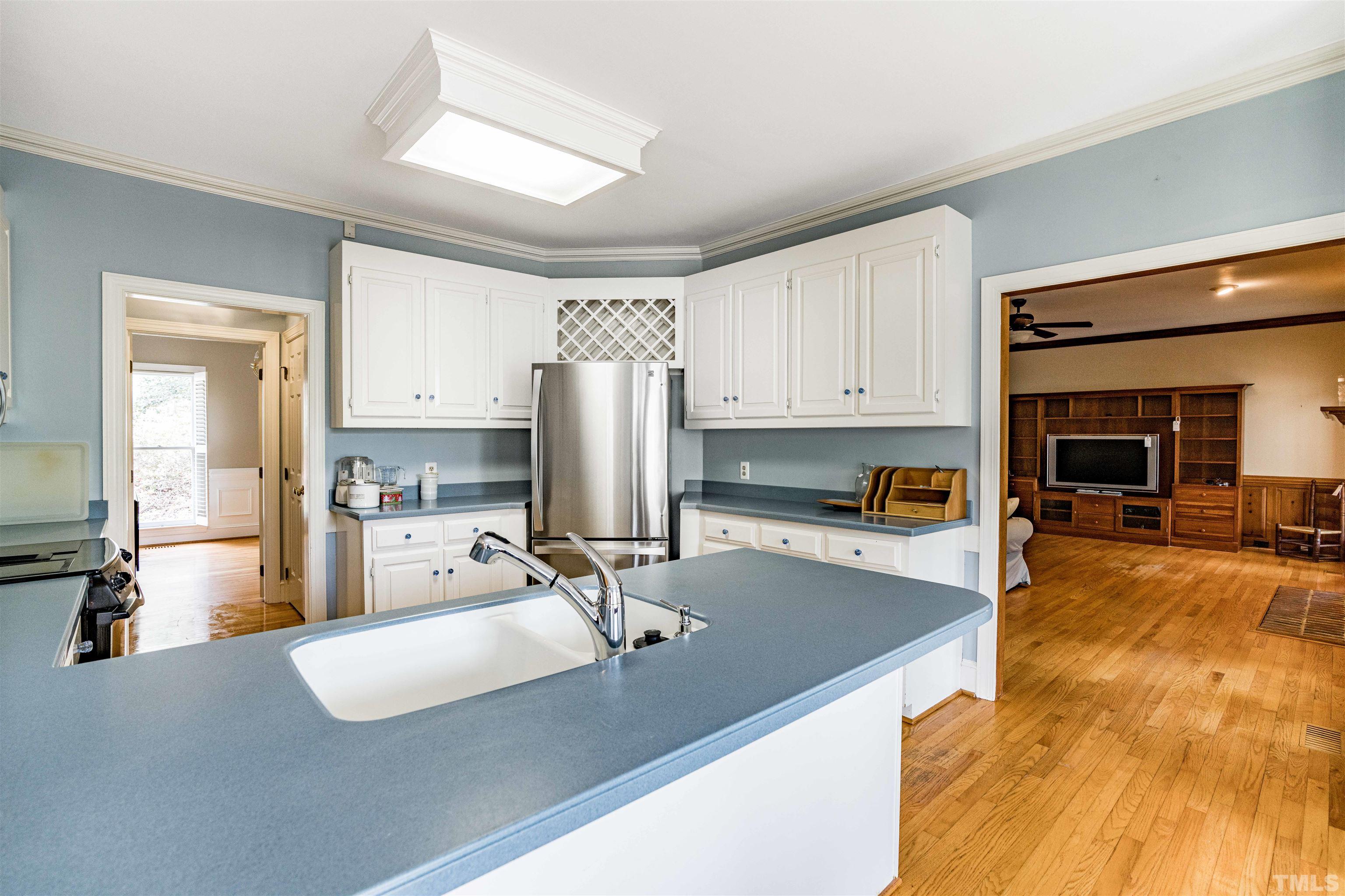 5117 Berkeley Street Raleigh, NC 27612 - Photo 16 of 35 Gallery Image 16
