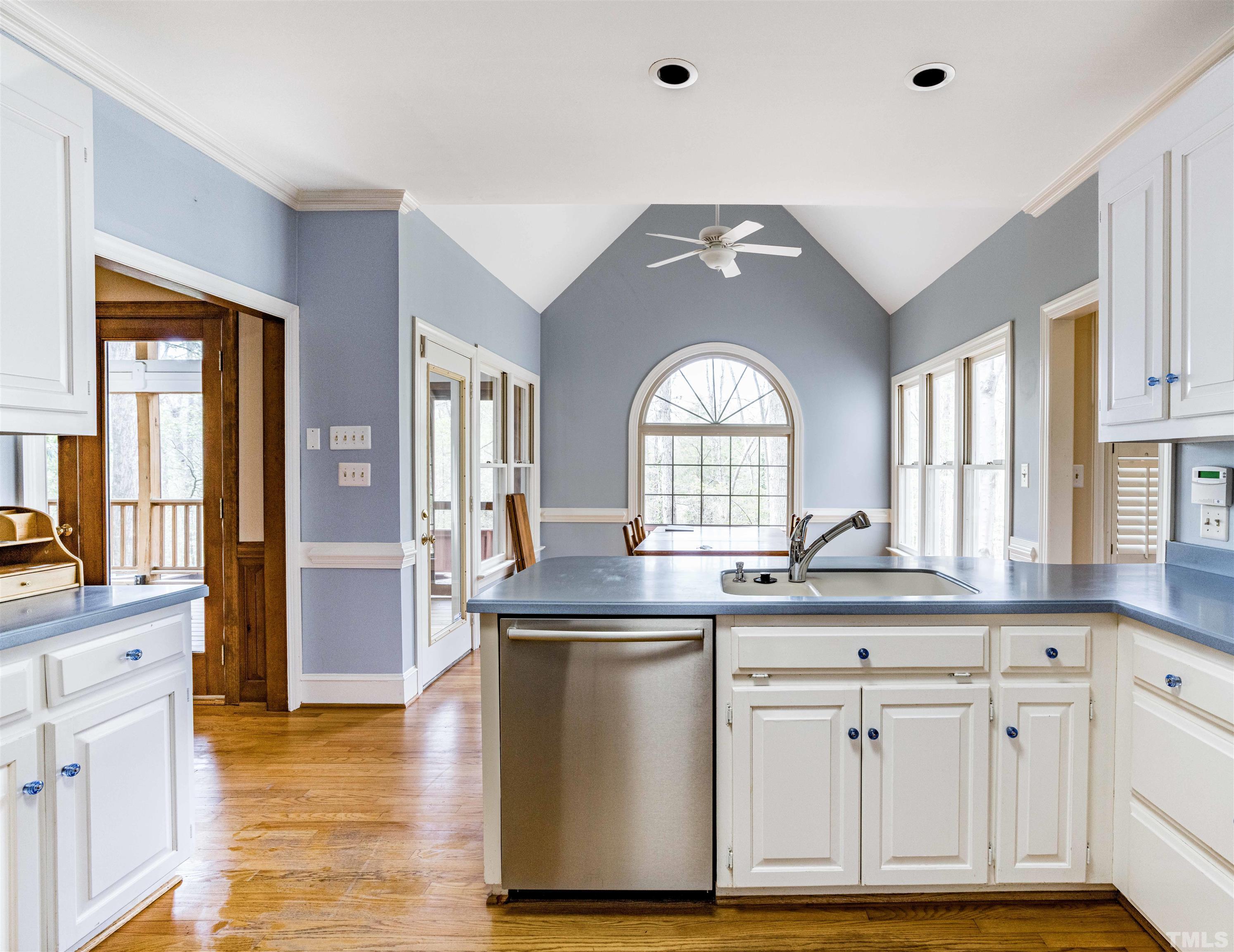 5117 Berkeley Street Raleigh, NC 27612 - Photo 17 of 35 Gallery Image 17