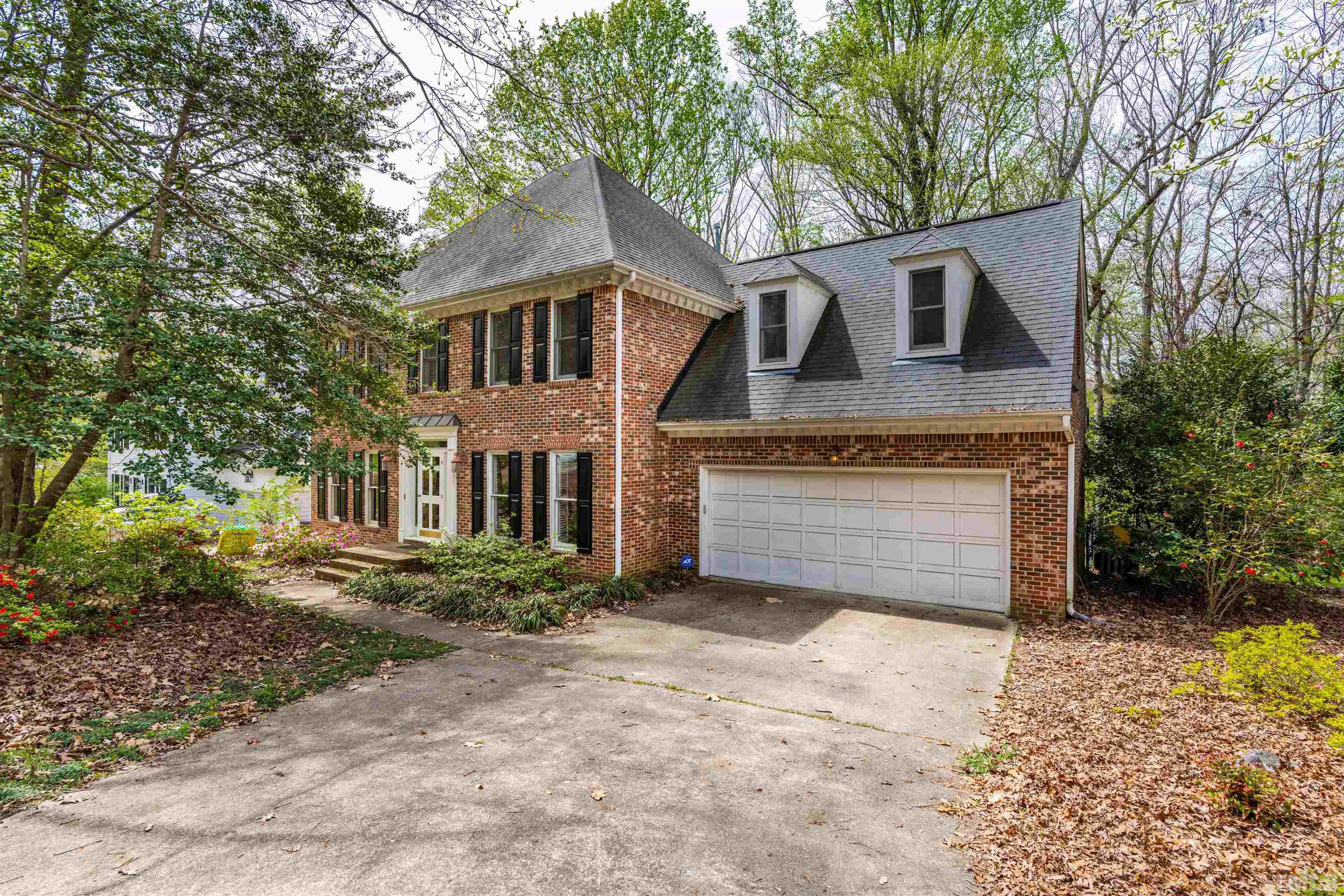 5117 Berkeley Street Raleigh, NC 27612 - Photo 3 of 35 Gallery Image 3