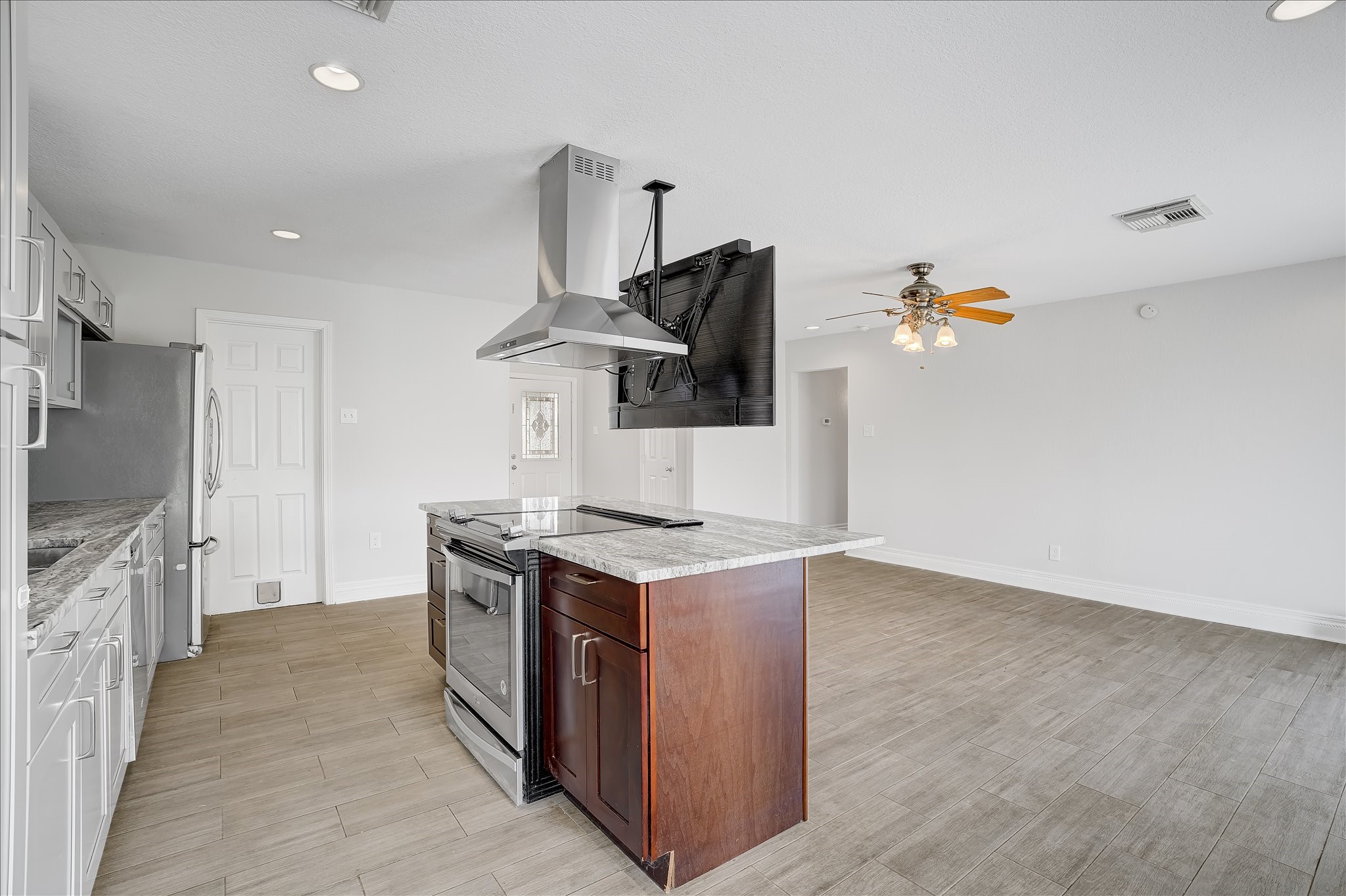 3205 Cemetery Road Santa Fe, TX 77517 - Photo 16 of 43