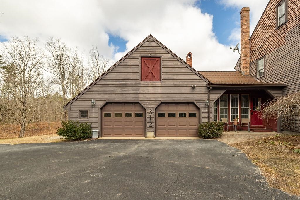312 Sugar Hill Road Hopkinton, NH 03229 - Photo 3 of 37