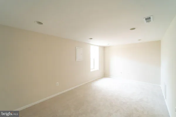 $2,600 | 2055 Pilgrim Drive, Woodbridge, VA 22192