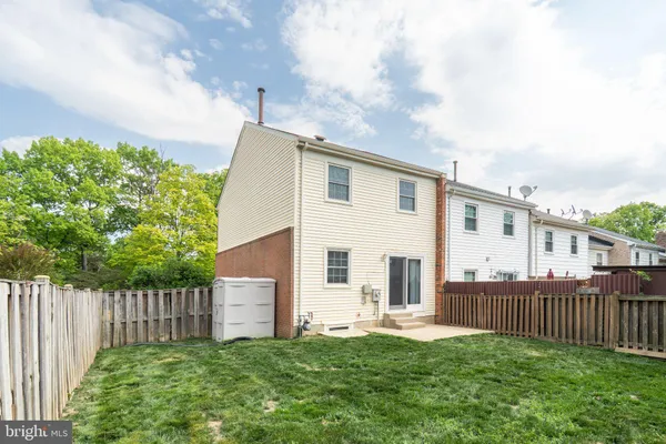 $2,600 | 2055 Pilgrim Drive, Woodbridge, VA 22192