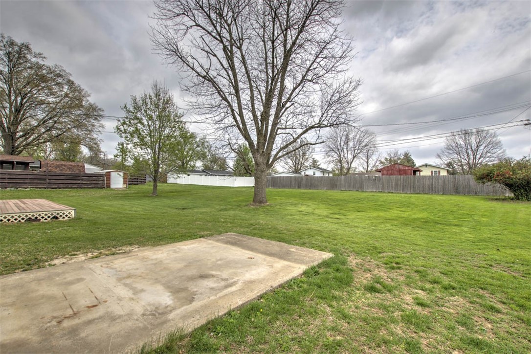 3224 Greenlake Drive Decatur, IL 62521 - Photo 22 of 23 Gallery Image 22