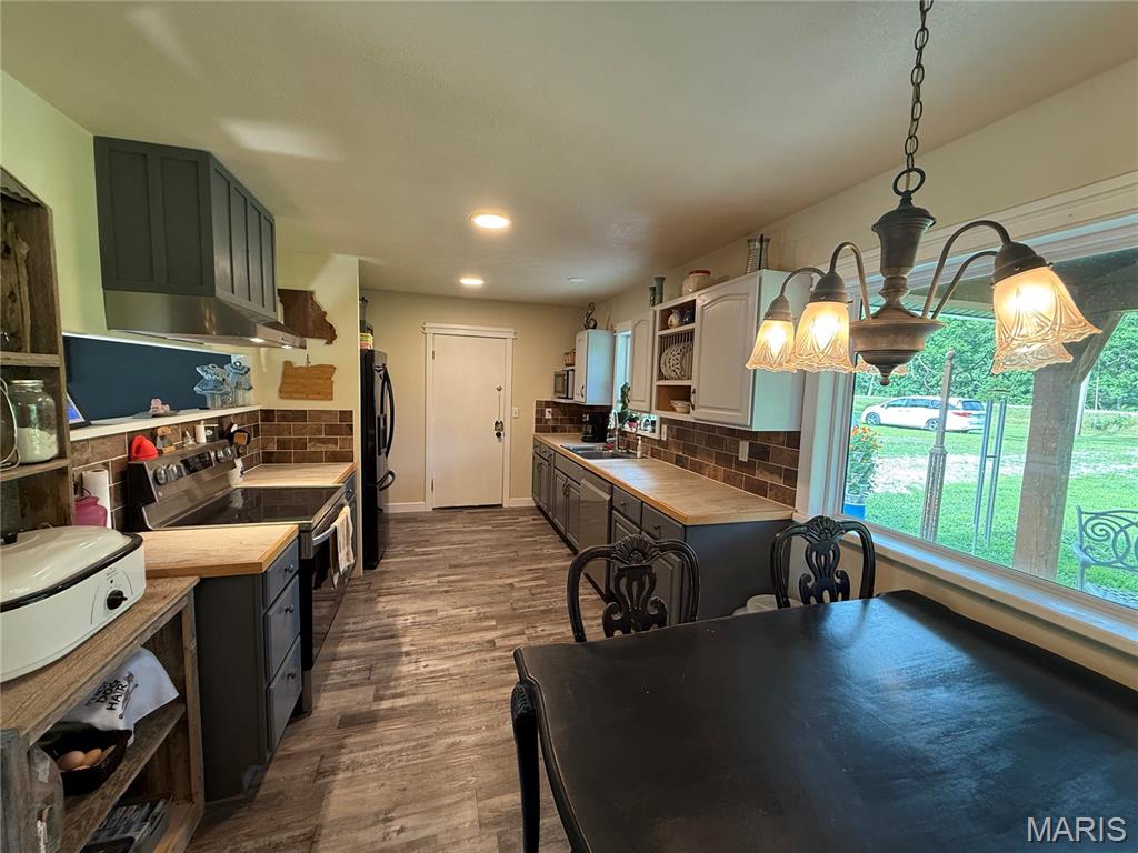 14585 Hwy Aw Plato, MO 65552 - Photo 12 of 67