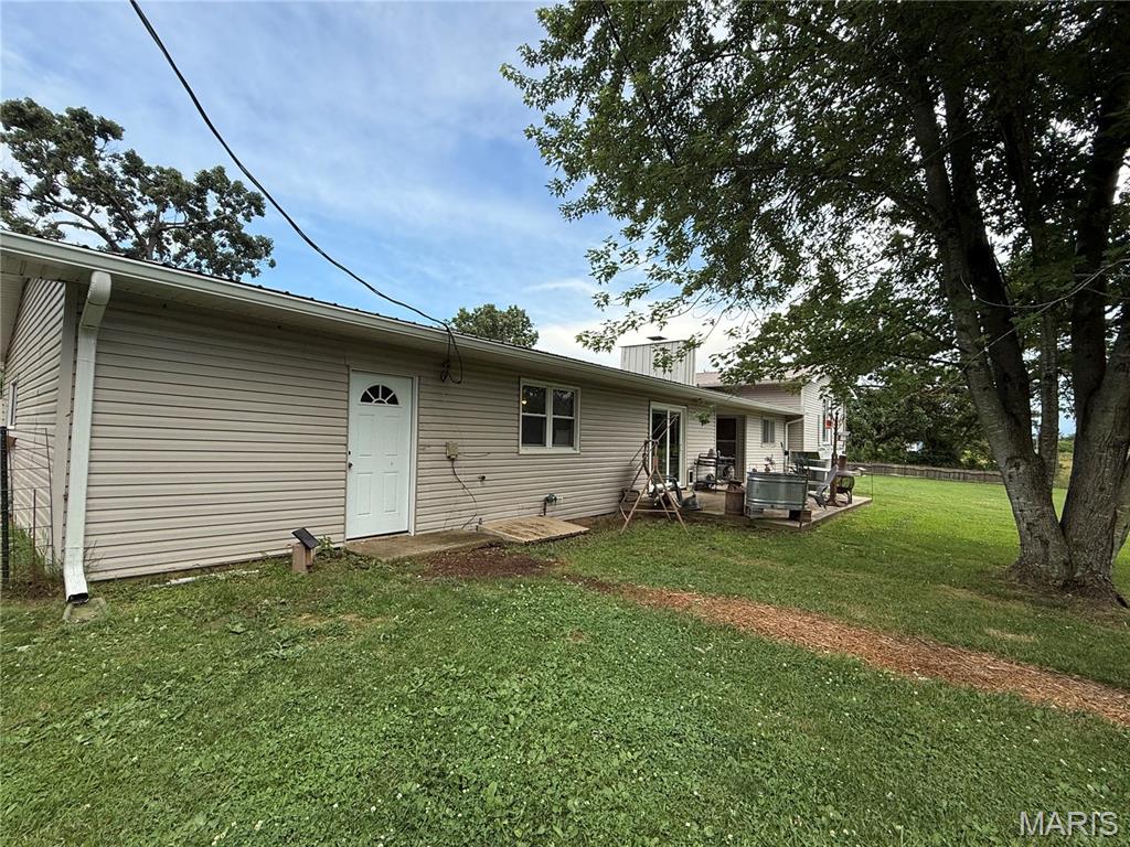 14585 Hwy Aw Plato, MO 65552 - Photo 66 of 67