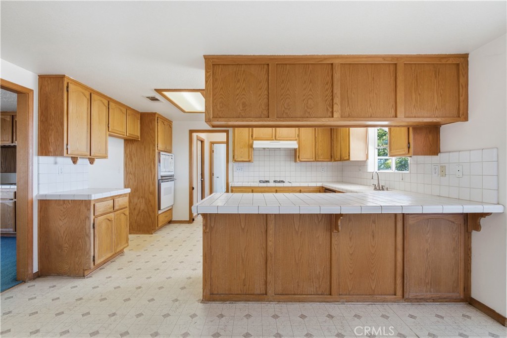 8451 Sky Harbor Road Phelan, CA 92371 - Photo 18 of 47