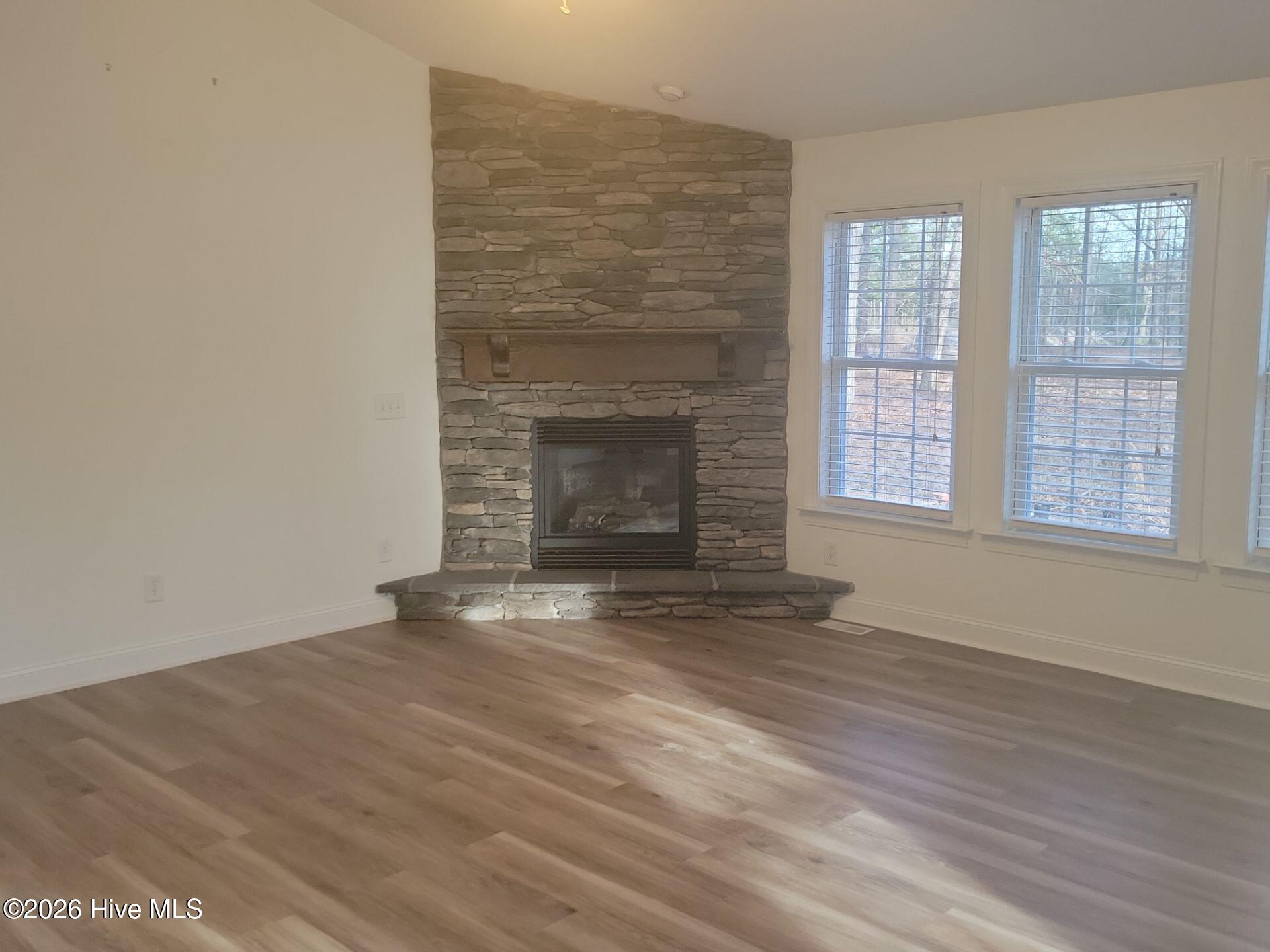 214 David Road Grifton, NC 28530 - Photo 6 of 25 living-2