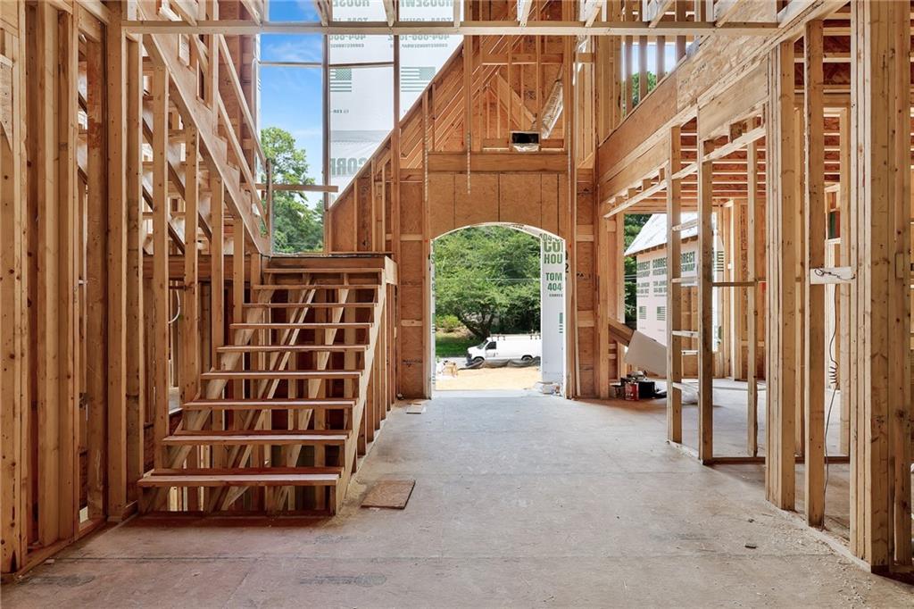 720 Edgewater Trail Atlanta, GA 30328 - Photo 5 of 16