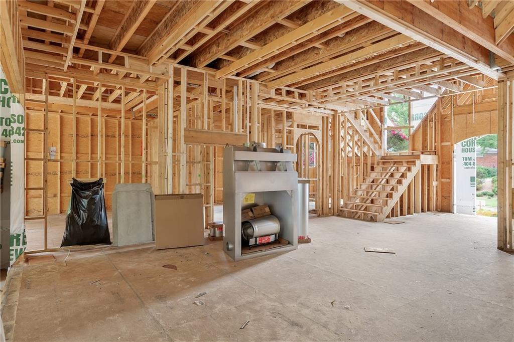 720 Edgewater Trail Atlanta, GA 30328 - Photo 9 of 16