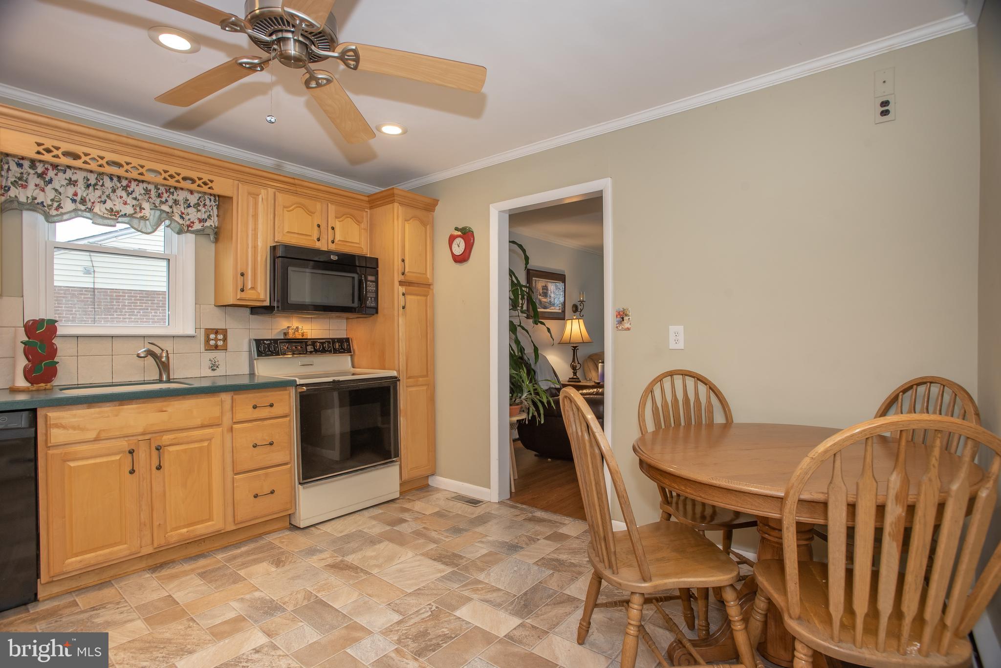 215 Taylor Road Wilmington, DE 19804 - Photo 11 of 38 Gallery Image 11