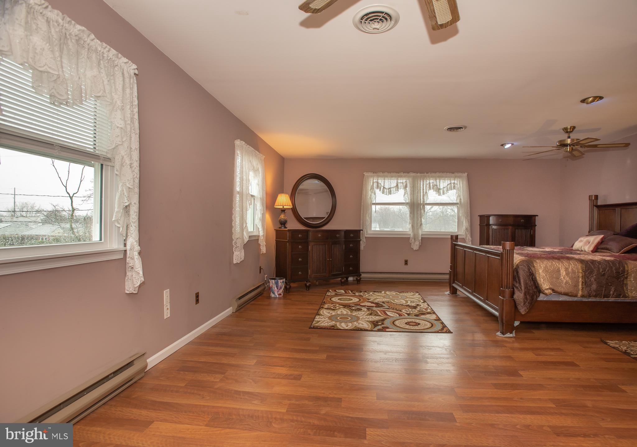 215 Taylor Road Wilmington, DE 19804 - Photo 14 of 38 Gallery Image 14