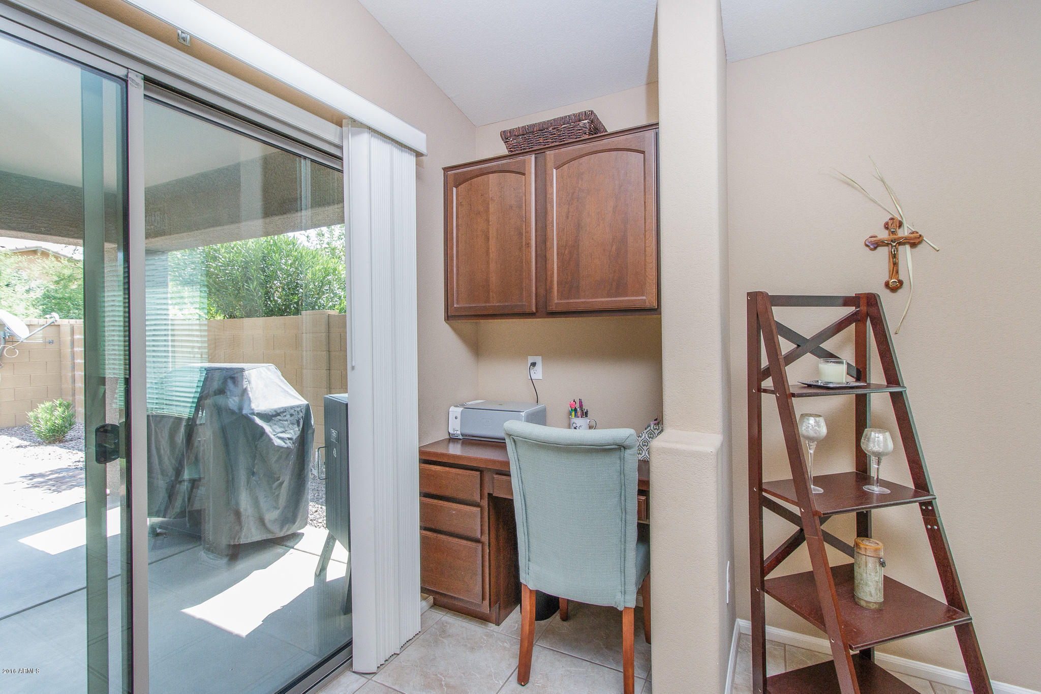 4206 East Bonanza Road Gilbert, AZ 85297 - Photo 11 of 38 11) WORK STATION