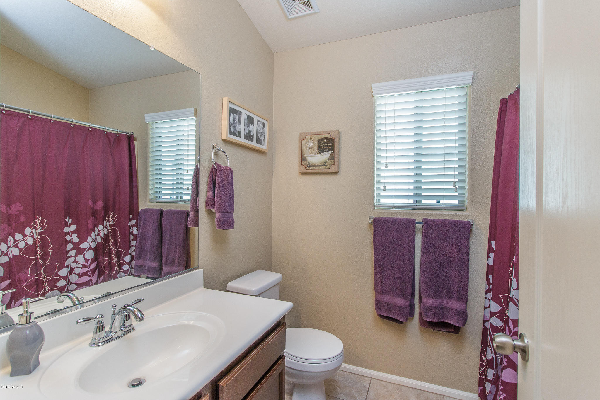4206 East Bonanza Road Gilbert, AZ 85297 - Photo 17 of 38 17) BATHROOM 2
