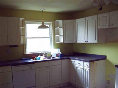 1414 North Genesee Road Burton, MI 48509 - Photo 4 of 9 20160936-3.JPG