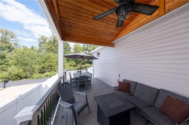 $550,000 | 414 Wealdstone Road, Cranberry Township, PA 16066