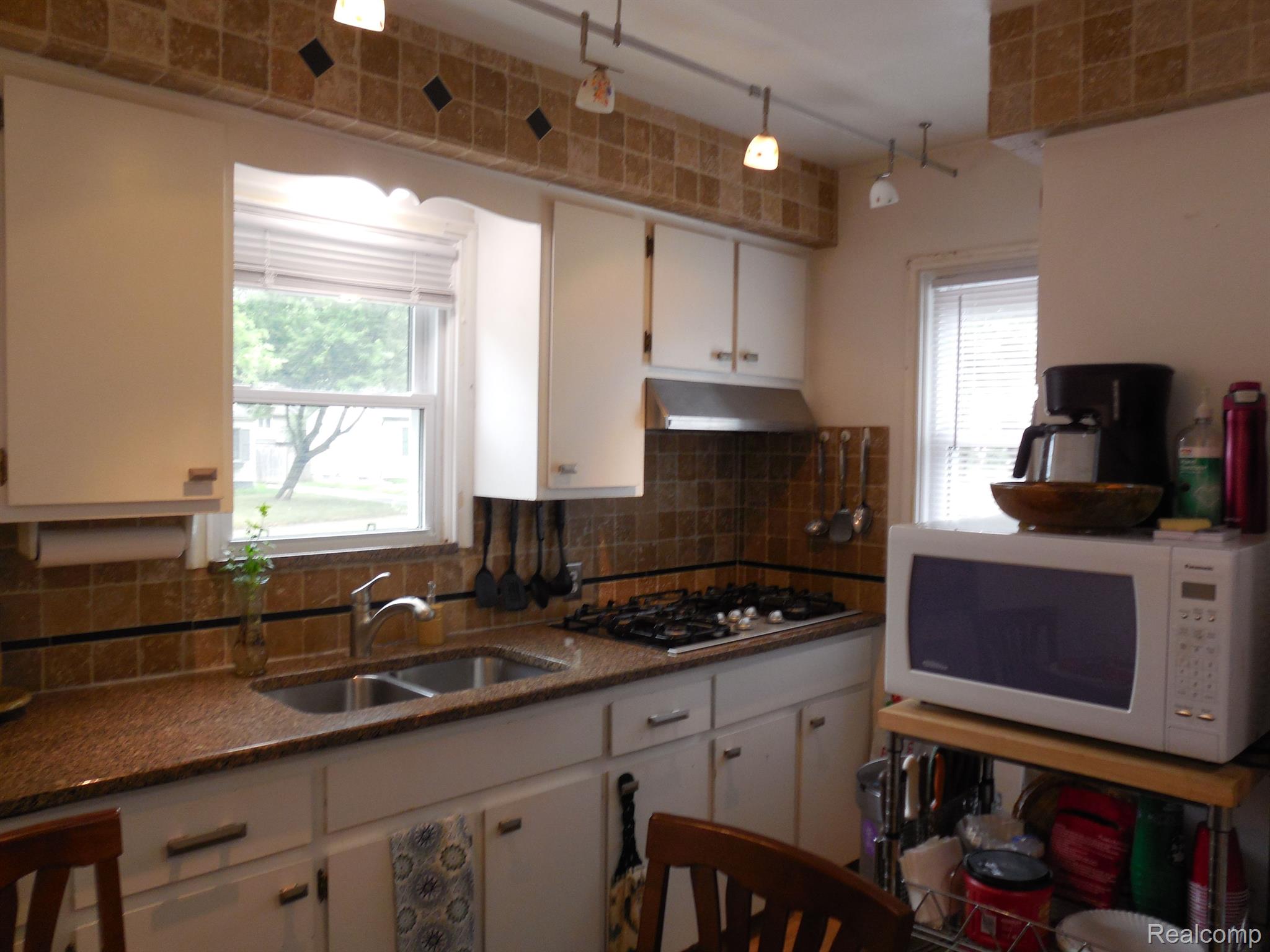 371 Dover Road Waterford, MI 48328 - Photo 8 of 30 Kitchen