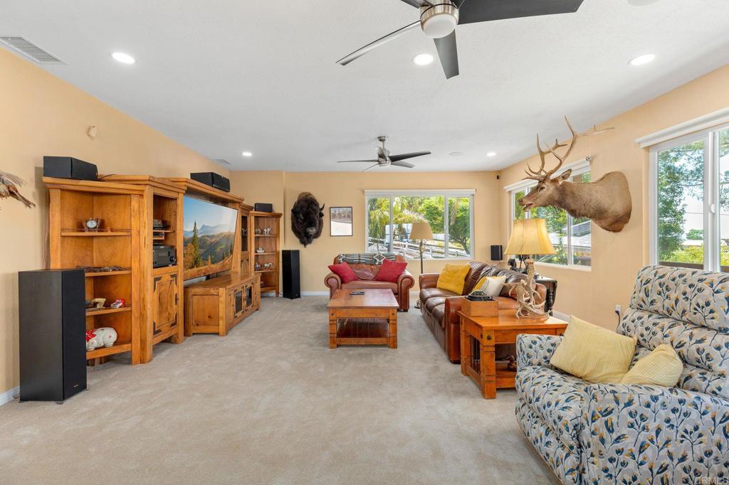 18759 Rangeland Road Ramona, CA 92065 - Photo 10 of 62