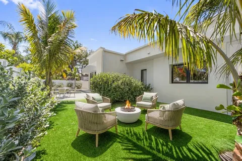 $1,400,000 | 1544 3rd Avenue West, Bradenton, FL 34205