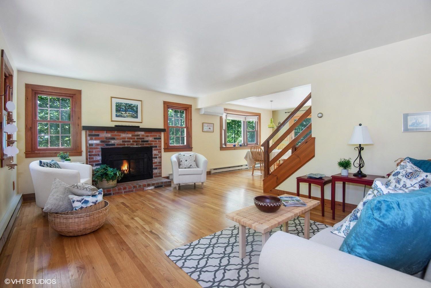 25 Viola Road Eastham, MA 02642 - Photo 2 of 22 LR