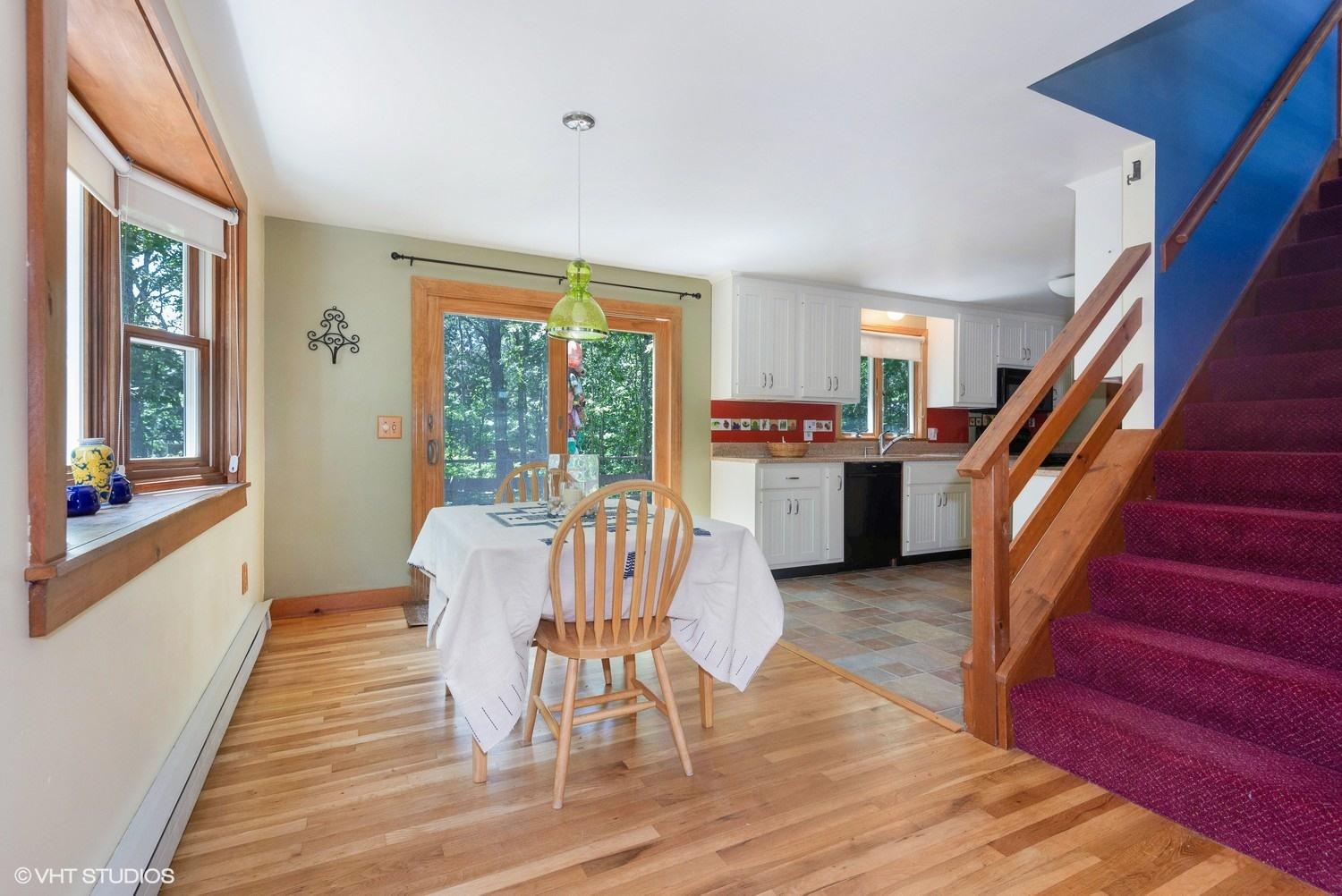 25 Viola Road Eastham, MA 02642 - Photo 5 of 22 Dining to Slider