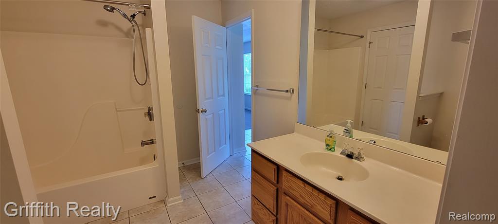 806 Cattail Lane Pinckney, MI 48169 - Photo 6 of 23
