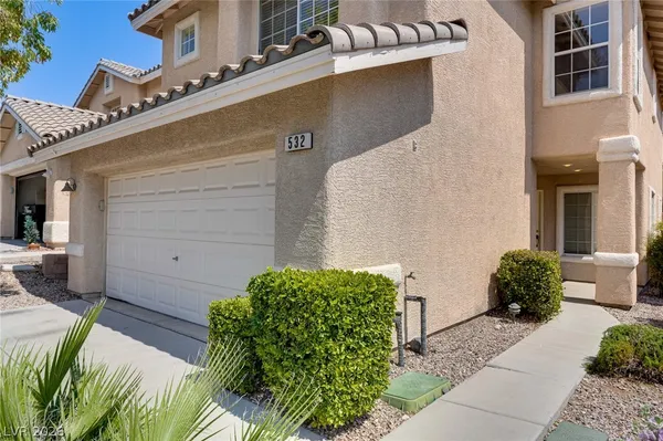 $2,195 | 532 Aspen Leaf Street, Las Vegas, NV 89144