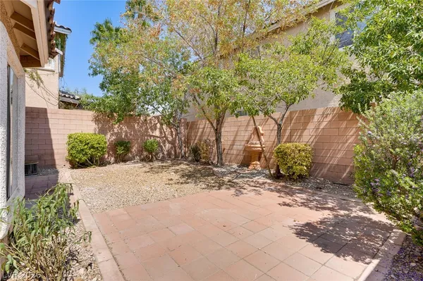 $2,195 | 532 Aspen Leaf Street, Las Vegas, NV 89144