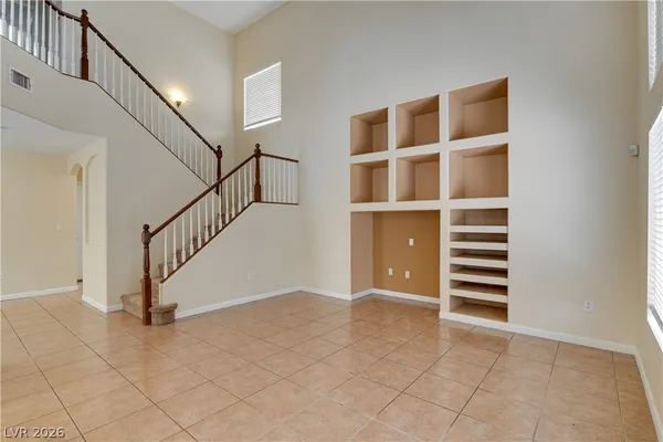 $2,195 | 532 Aspen Leaf Street, Las Vegas, NV 89144