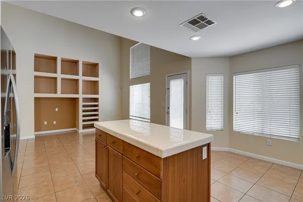 $2,195 | 532 Aspen Leaf Street, Las Vegas, NV 89144