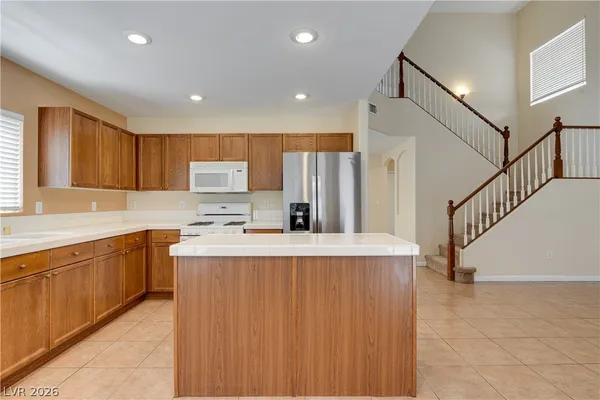 $2,195 | 532 Aspen Leaf Street, Las Vegas, NV 89144