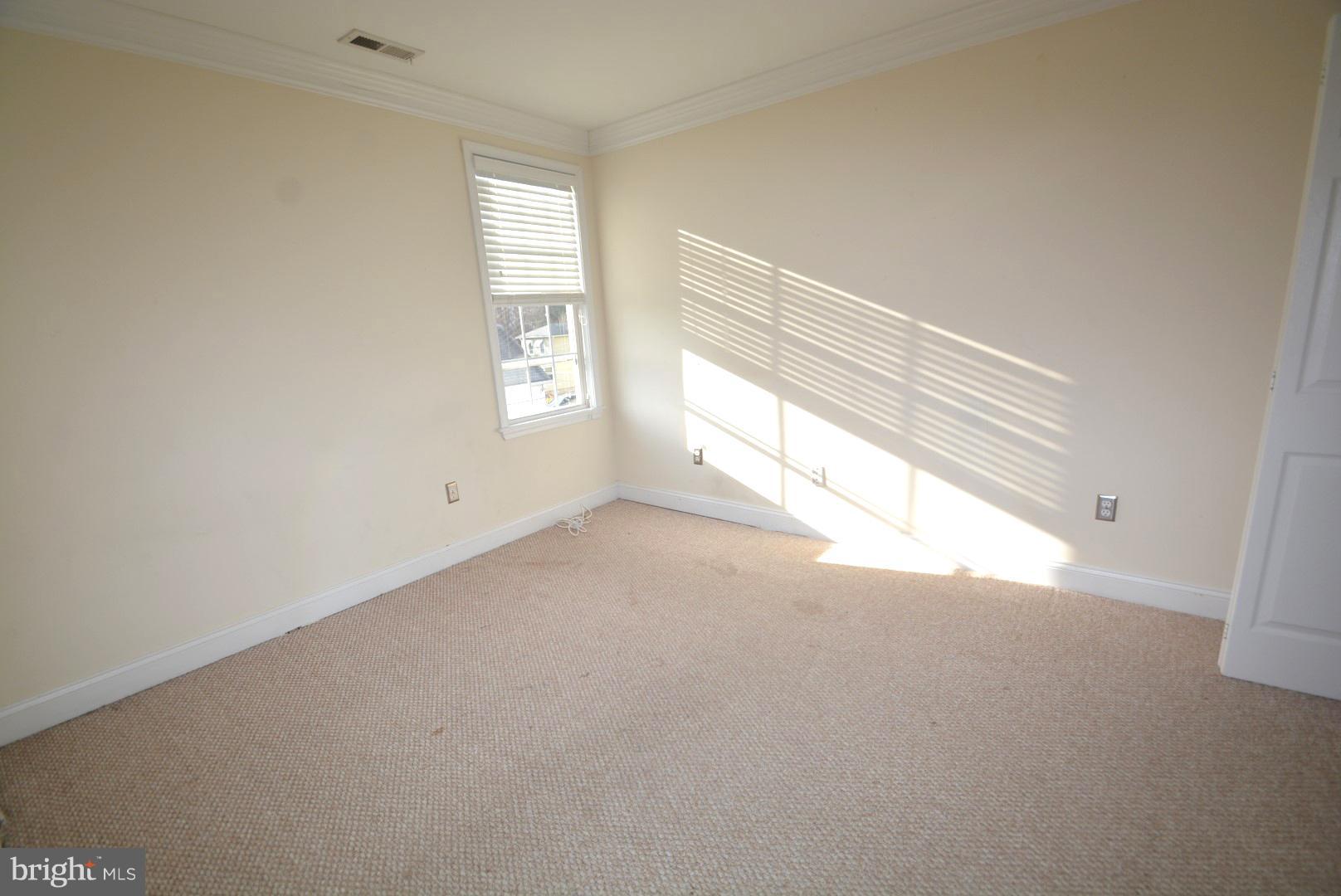 3637 Hineline Road Baltimore, MD 21229 - Photo 17 of 25 Bedroom