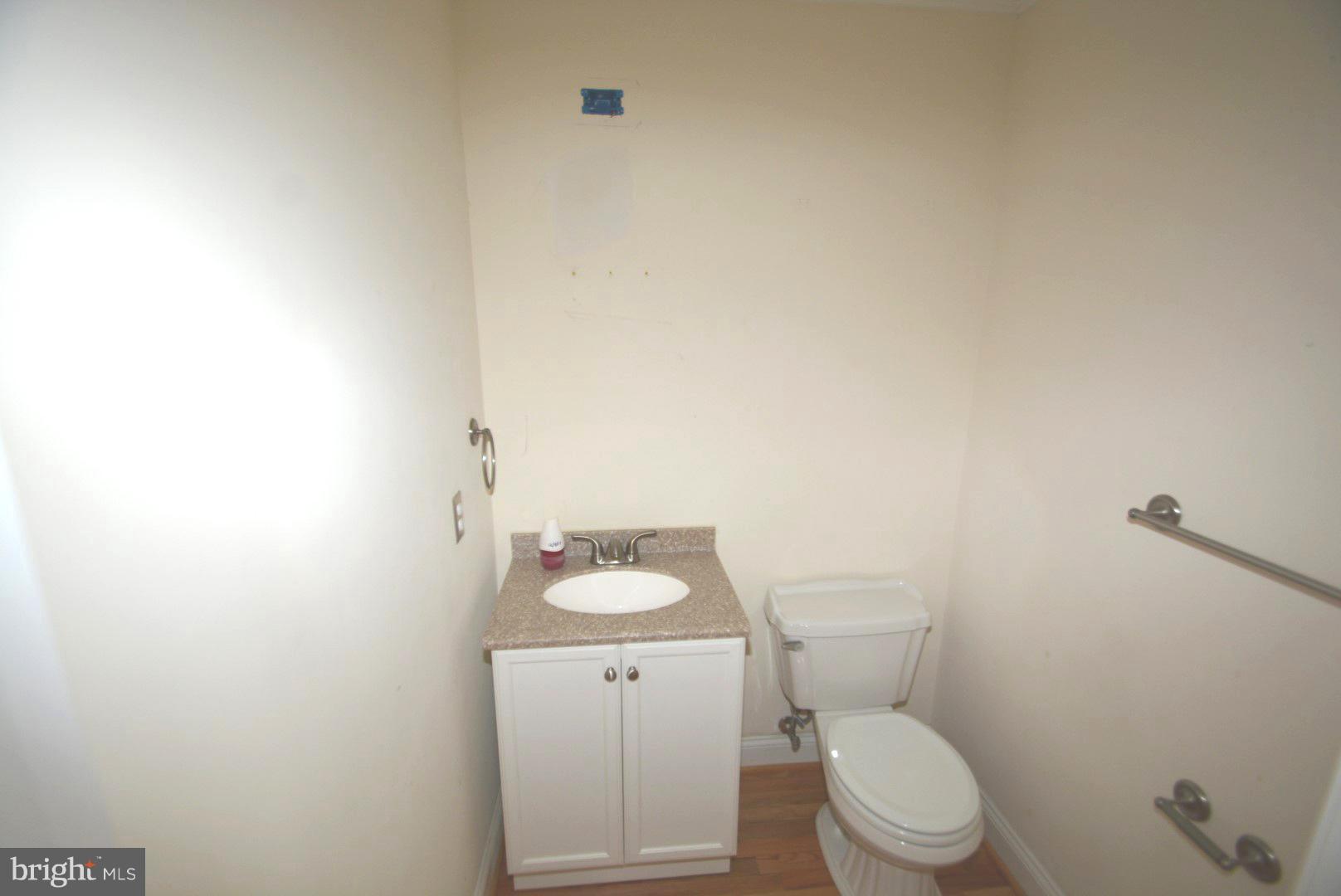 3637 Hineline Road Baltimore, MD 21229 - Photo 20 of 25 Bath