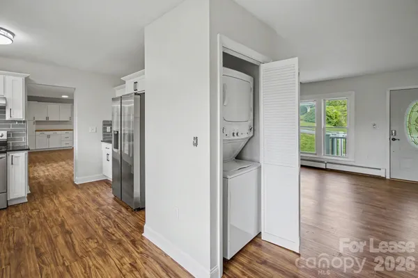 $2,100 | 415 Mountain View Road, Mars Hill, NC 28754