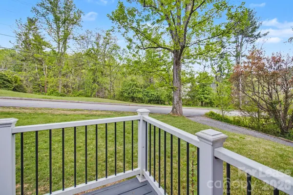 $2,100 | 415 Mountain View Road, Mars Hill, NC 28754