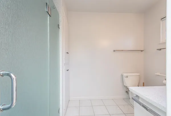a bathroom with a toilet