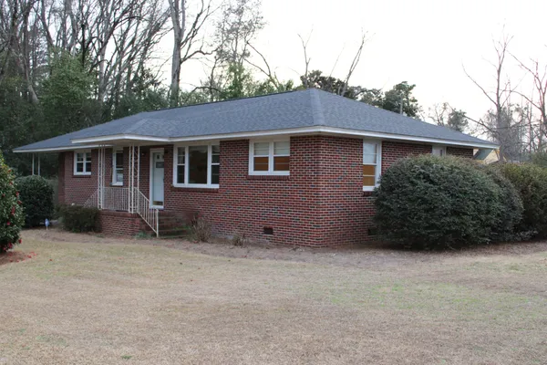 $194,500 | 18 Chestnut Avenue, Denmark, SC 29042